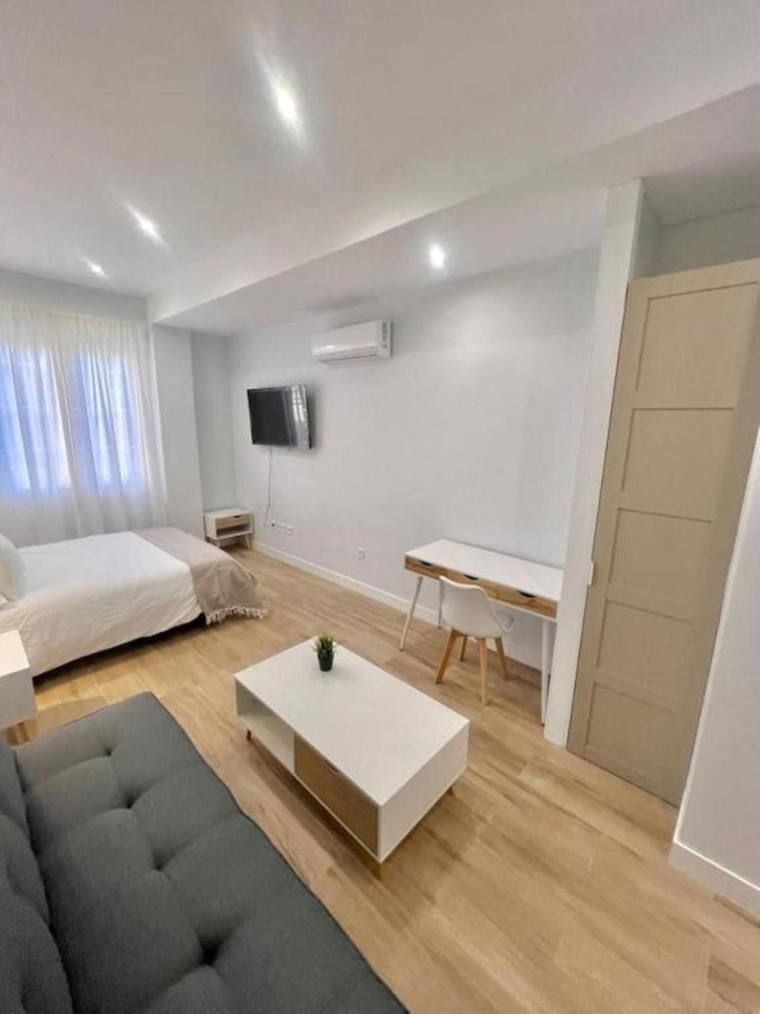 Estudio Chic Y Moderno Cerca Del Vibrante Centro De Ifema Мадрид Экстерьер фото